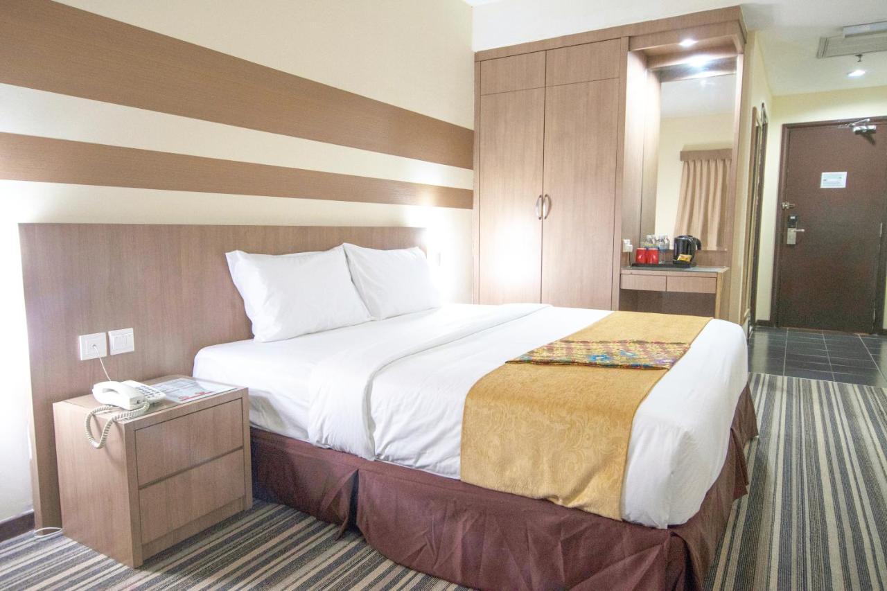 Grand Sentosa Hotel Johor Bahru Esterno foto