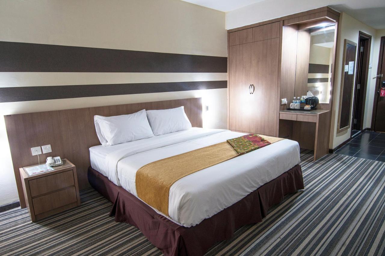 Grand Sentosa Hotel Johor Bahru Esterno foto